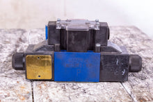 Load image into Gallery viewer, Rexroth R900578218 Hydraulic Directional Valve