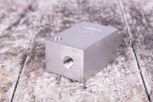 Load image into Gallery viewer, Sun Hydraulics CAA 0GZ4-A2 Manifold