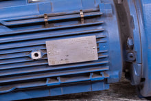 Load image into Gallery viewer, Sew-Eurodrive FA77/G DRN100L4/BE5HR 87.7354067205.0001.16.10 Gearmotor