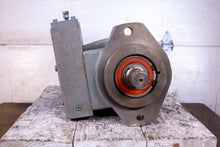 Load image into Gallery viewer, Oilgear PVWH34LSAYCNSN Oil Pump