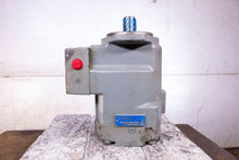 Load image into Gallery viewer, Oilgear PVWH60LSAYCNSN Oil Pump