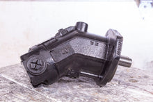 Load image into Gallery viewer, Rexroth R902198246 AA2FM10/61W-VPC53-S Hydraulic Motor