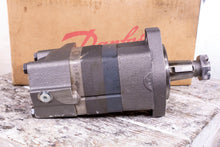 Load image into Gallery viewer, Danfoss Char-Lynn 104-1496-006 Hydraulic Motor
