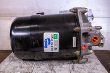 Load image into Gallery viewer, Bendix AD-9 Air Dryer