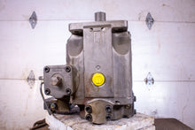 Load image into Gallery viewer, Rexroth R910985742 A4VSO 250 L03N/30R-PZB25N00 Axial Piston Pump