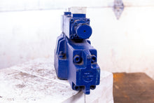 Load image into Gallery viewer, Rexroth 433823/2 4WRZ 16 W1-150-31/6A24N9Z4/M-352 R900547100 Proportional Valve