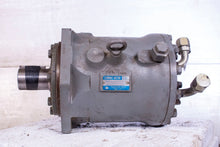 Load image into Gallery viewer, Dowmax Eaton ME300-KE Hydraulic Motor