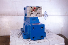 Load image into Gallery viewer, OLMSTED PRODUCTS CO. HB5R-10-6-E04 Hydraulic Valve