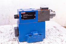 Load image into Gallery viewer, Rexroth R978913394 DRE10-52/200YG24K4V/12 Directional Spool Valve