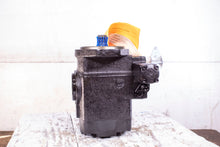 Load image into Gallery viewer, Oilgear PVWJ-022-A1UV-RSAC-P-1NN/FNN-0116 L724395-116 Hydraulic Pump