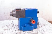 Load image into Gallery viewer, Rexroth R978913394 DRE10-52/200YG24K4V/12 Directional Spool Valve