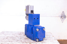 Load image into Gallery viewer, Rexroth R901275767 Pressure Reducing Valve NOS