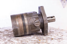 Load image into Gallery viewer, Parker TB0050AP090AAAB Hydraulic Motor