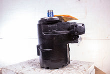 Load image into Gallery viewer, Oilgear PVWJ-076-A1UV-LSAY-P-INNNN Piston Pump