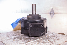 Load image into Gallery viewer, Bosch 0514300015 Moog Hydraulic Vane Pump