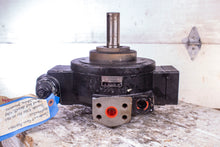 Load image into Gallery viewer, Bosch 0514300015 Moog Hydraulic Vane Pump