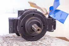 Load image into Gallery viewer, Bosch 0514300015 Moog Hydraulic Vane Pump