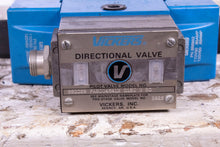 Load image into Gallery viewer, Vickers Directional Valve 88029 PA5DG4S4LW 016C B 60