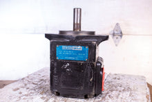 Load image into Gallery viewer, Denison Hydraulics T6C 003 1R02 B1 Vane Pump Code 024-03398-0/02