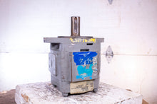 Load image into Gallery viewer, Voith IPC 6-125-101 Hydraulic Pump