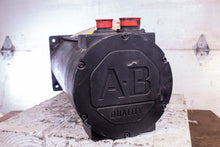 Load image into Gallery viewer, AB Allen-Bradley 122265 1326AB-C3E-11 Servo Motor