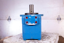 Load image into Gallery viewer, Eaton 45V42A 86A22R 02-137143-1 Hydraulic Pump