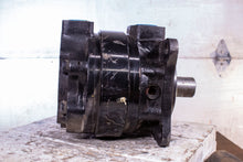 Load image into Gallery viewer, Rexroth R986V00452 MV037-A2-1S-026-30-B1-QBB-000 Hydraulic Motor