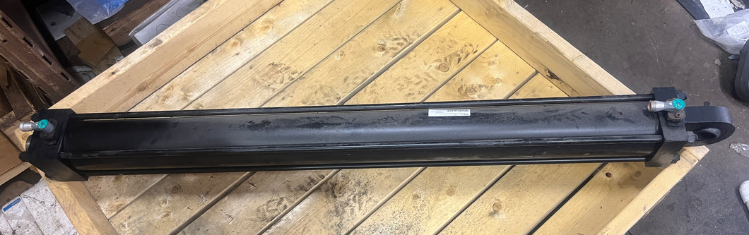 Valmet CYLINDER HYDRAULIC APL3045539 4.OIN Bore X 44.5IN stroke