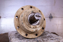 Load image into Gallery viewer, FAIRFIELD MFG Co INC Torque Hub 53711-5498124-1