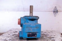 Load image into Gallery viewer, Eaton Vickers V20 1P8P 1C11 372639-3 151207RM1021 Vane Pump