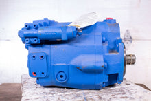 Load image into Gallery viewer, Eaton 123AL00408A Hydraulic Pump