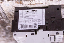 Load image into Gallery viewer, SIEMENS 3RV1021-1DA10 MOLDED CASE CIRCUIT BREAKER