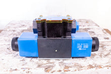 Load image into Gallery viewer, Eaton Vickers DG4V-35-6C-M-FW-B5-60 SOLENOID VALVE