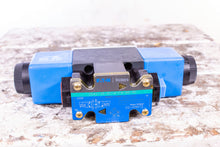 Load image into Gallery viewer, Eaton Vickers DG4V-35-6C-M-FW-B5-60 SOLENOID VALVE