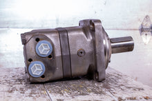 Load image into Gallery viewer, Danfoss OMV 315 151B3100 Hydraulic Motor