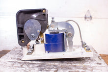 Load image into Gallery viewer, HUBBELL INDUSTRIAL CONTROLS HC59364-011 TYPE 5210 SIZE 3 CNTCTR