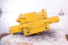 Load image into Gallery viewer, Parker V40-00836-F Hydraulic Valve