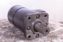 Load image into Gallery viewer, Char-Lynn 101-1007-009 Hydraulic Gerotor Spool Valve Motor