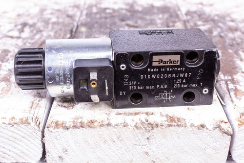 Parker D1DW020BNJW87 Valve