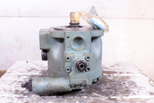 Load image into Gallery viewer, Nachi Variable Vane Pump VDC-1B-3A3-Q13-U-6064D 430 003B JF