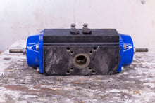 Load image into Gallery viewer, Deltorq 065-DA-00 PNUEMATIC RACK &amp; PINION ACTUATOR