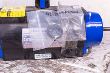 Load image into Gallery viewer, Deltorq 085-DA-00 Pneumatic Actuator