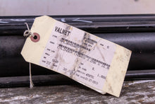 Load image into Gallery viewer, VALMETCORP CYLINDER HYDRAULIC APL3045467 3.25Bx16.0S