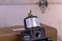 Load image into Gallery viewer, Fisher 67CFR-224 Pressure Regulator