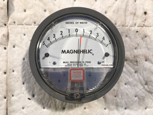 Dwyer Magnehelic W48Z EB Differential Pressure Gauge