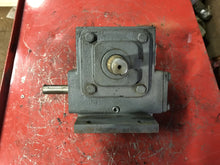 Load image into Gallery viewer, Winsmith D90 Type SE Speed Reducer 917DB 917XDBS062XOA8
