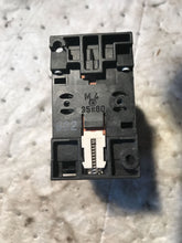 Load image into Gallery viewer, Siemens 3TH4244-0A Contactor 16 Amp 110V Coil