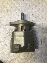 Load image into Gallery viewer, Parker m4b01510s2ONv high speed hydraulic motor
