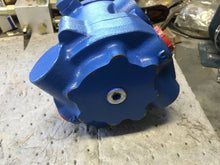Load image into Gallery viewer, Eaton hydrostatic transmission Motor 002540-000