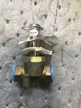 Load image into Gallery viewer, Parker 06F20C2118BDF Gold Ring Valve Series 20 Two-Way Direct Acting Valve
